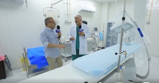 جابر القرموطي يجري جولة داخل مستشفى العلمين ويستمع إلى منظومة العمل