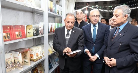 300 عنوان لدار الكتب بخصم 25% في معرض بورسعيد للكتاب..  اعرف الأسعار