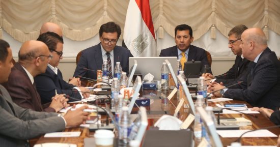 وزير الثقافة يجتمع ووزير الشباب والرياضة لبحث أطر التعاون المشترك