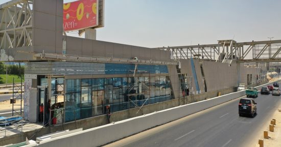 يبدأ من 5 جنيهات.. تعرف على أسعار تذاكر ركوب الأتوبيس الترددى بعد تشغيله