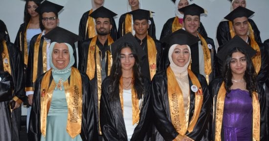 10 سنوات من الإنشاء.. المدرسة المصرية الدولية بالشيخ زايد تصل للعالمية.. تخريج 3 دفعات حاصلين على شهادةالـ "IB" .. المدرسة تحقق نتائج مبهرة على مستوى العالم.. والطلاب يجيدون اللغات والمهارات بطلاقة.. صور