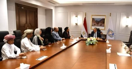 محافظ جنوب سيناء يبحث سبل إحياء التراث البدوي السيناوي 