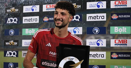صاحب الثلاث نقاط.. وسام أبو علي رجل مباراة الأهلي وبيراميدز.. صور