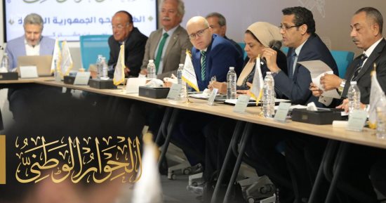 نقيب الصحفيين يطالب خلال الحوار الوطنى بإعادة النظر فى مدد الحبس الاحتياطى