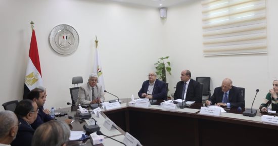 وزير التعليم العالى يوجه بسرعة الانتهاء من قاعدة البيانات الرقمية لمُنتسبى الجامعات