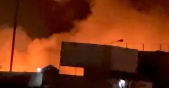 الدفاع المدنى الفلسطينى: حرائق كبيرة جراء قصف إسرائيلى على بيت لاهيا
