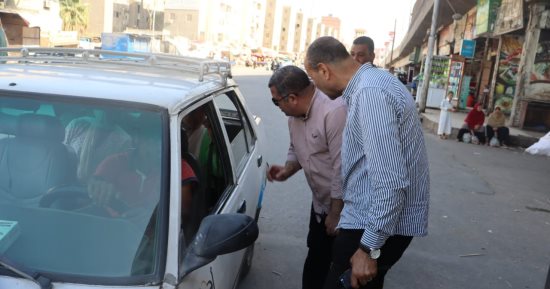 حملة مرورية موسعة لمتابعة تعريفة الأجرة وخطوط سير التاكسي ببنى سويف