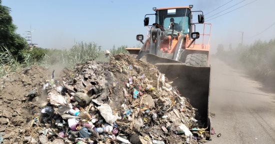 حملة مكبرة لرفع الإشغالات.. رفع 180 طن مخلفات بالباجور فى المنوفية
