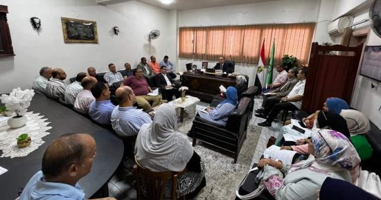 اجتماع قيادات تموين الدقهلية لتشديد الرقابة على الأسواق ومراقبة السلع والأسعار