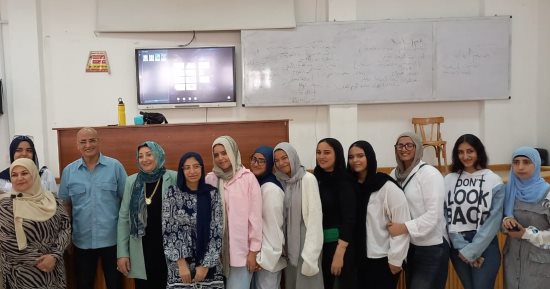 تأهيل طلاب الثانوية العامة الراغبين فى مجالى الفنون والعمارة بجامعة القناة