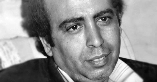 سعيد الشحات يكتب: ذات يوم.. 28 يوليو 1984.. وفاة الشاعر عبدالرحيم منصور الذى علمته أمه الشعر وهى تنشد أمام الفرن فكتب أجمل الأغنيات وكان أول المكتشفين لمحمد منير