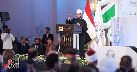 وزير الأوقاف: كل شخص داخل الوزارة جزء من صناعة النجاح