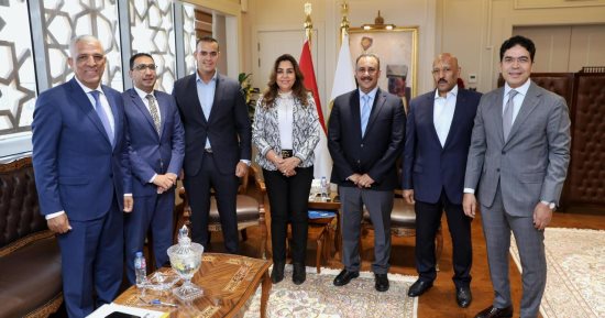 وزيرة التنمية المحلية تستقبل عددا من أعضاء لجان الإدارة المحلية والإسكان والشباب بمجلس النواب