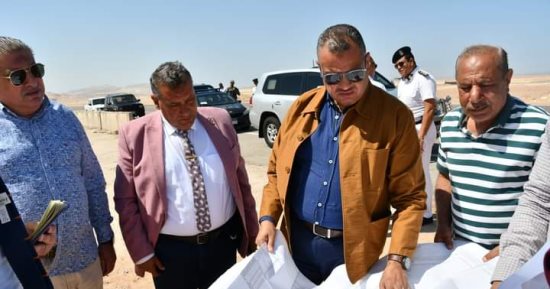 محافظ جنوب سيناء يتفقد عددا من المشروعات بأبورديس وأعمال الحماية من أخطار السيول