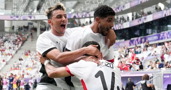 منتخب مصر يتصدر مجموعته بالفوز على إسبانيا 2-1 في أولمبياد باريس