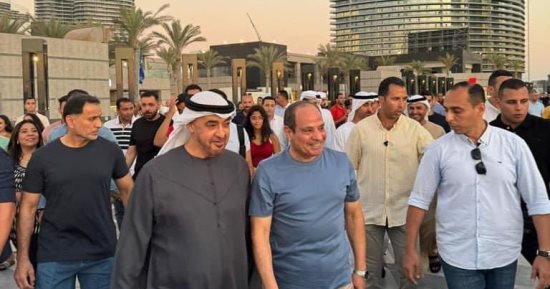 الشيخ محمد بن زايد "عاشق العلمين".. زيارة رئيس الإمارات واحتفاء الرئيس السيسى به تؤكد عمق العلاقات بين البلدين.. و"المتحدة" جذبت أنظار العالم بعد أن حول المصريون أرض الألغام إلى "مدينة أحلام"