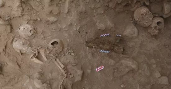 اكتشاف 11 هيكلاً عظميًا قتلوا بوحشية فى بيرو.. اعرف حكايتهم