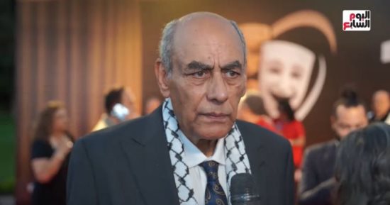 الفن – أحمد بدير عن الشال الفلسطيني: أبسط حاجة ممكن نعبر بها عن انتماءنا للقضية – البوكس نيوز