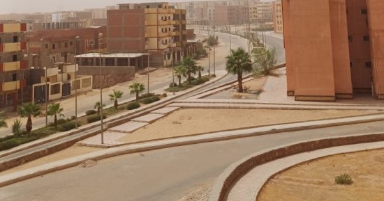 شبورة ترابية وتحذيرات من سوء حالة الطقس فى أسوان.. فيديو 