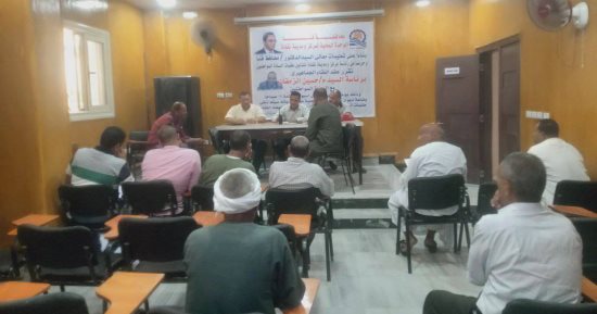 رئيس مدينة نقادة بقنا: تخصيص يومًا فى الأسبوع للقاء الجماهير وبحث طلباتهم