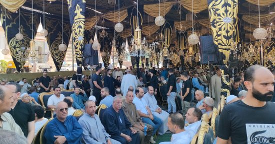 أهالى كفر الزيات يشاركون فى عزاء حسام شوقى ومحمود كمال وفتحى إسماعيل 