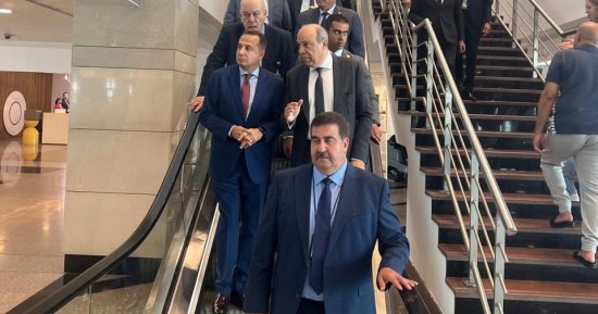 وزير الطيران يتفقد مطار القاهرة لمتابعة تيسير إجراءات السفر والوصول