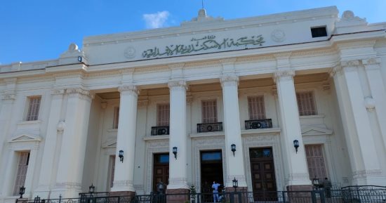 السجن المشدد 15 سنة لترزى بتهمة حيازة 100 طربة حشيش في الإسكندرية