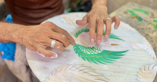 أمسية ثقافية في جازان تستعرض جماليات فنّ النحت على الخشب