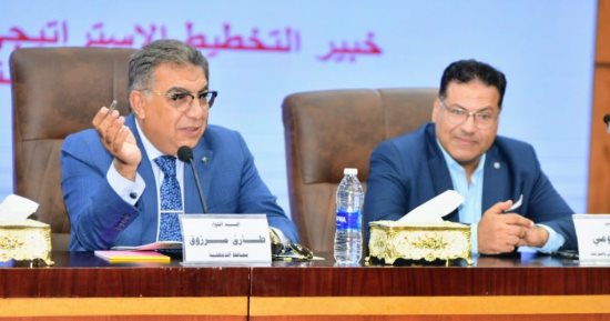 محافظ الدقهلية يشهد فعاليات الاجتماع الثانى للجنة الإدارة المتكاملة لإدارة المناطق الساحلية