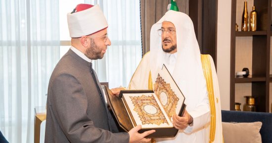 وزير الشئون الإسلامية والدعوة والإرشاد السعودي يستقبل وزير الأوقاف