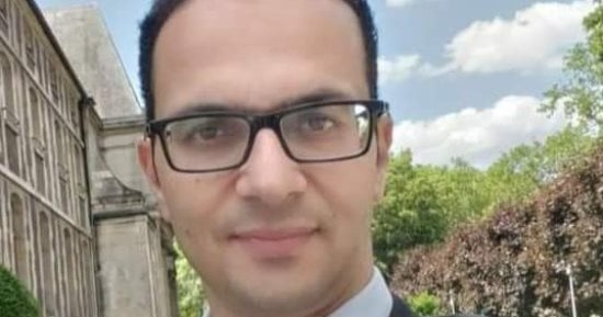 رئيس جامعة المنوفية يهنئ الدكتور محمد كمال مسرجة لفوزه بجائزة الدولة التشجيعية