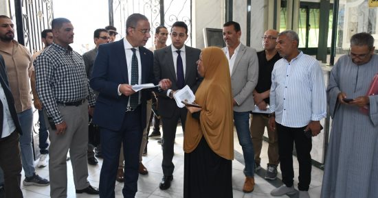 محافظ الفيوم يتابع إجراءات التصالح بالمراكز التكنولوجية