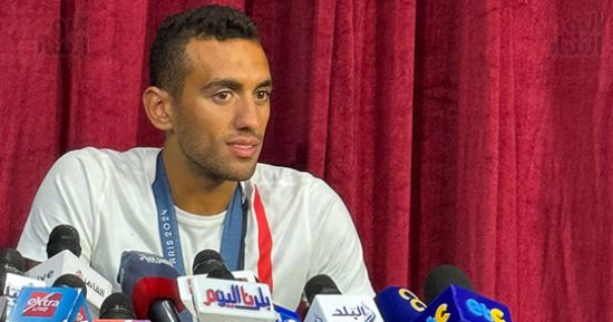 أحمد الجندى: الخماسى الحديث لديها قاعدة كبيرة وأنصح الشباب بأن يحلموا بالنجاح.. فيديو وصور