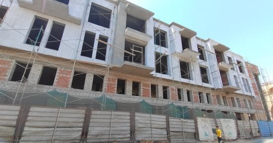 القاهرة التاريخية متحف مفتوح للجميع.. أعمال ترميم وتطوير بأهم المناطق السياحية.. تجديد وجهات العقارات لتصبح لوحات فنية.. وتحويل الخرابات والمنازل الآيلة للسقوط إلى مبانٍ خدمية.. صور
