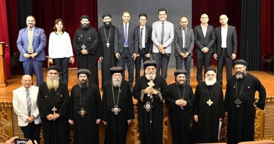 البابا تواضروس يشهد حفل تخريج 4 دفعات من "إعداد القادة" بالإسكندرية