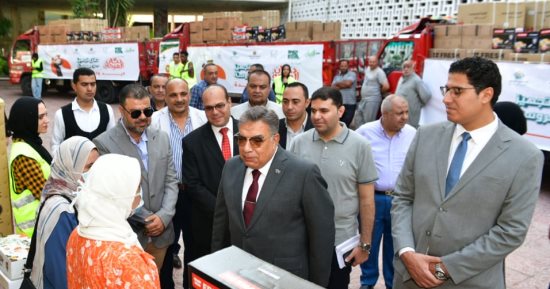محافظ الدقهلية يسلم مساعدات زواج لــ20 عروسا من الأسر الأولى بالرعاية