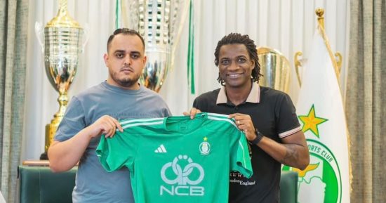 أهلى طرابلس الليبى يضم مابولولو 3 مواسم.. صور