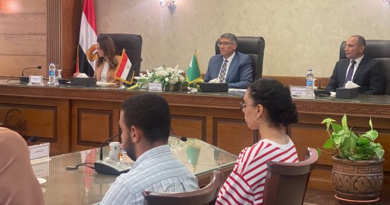 محافظ الجيزة يكرم أوائل الثانوية العامة والأزهرية والدبلومات الفنية