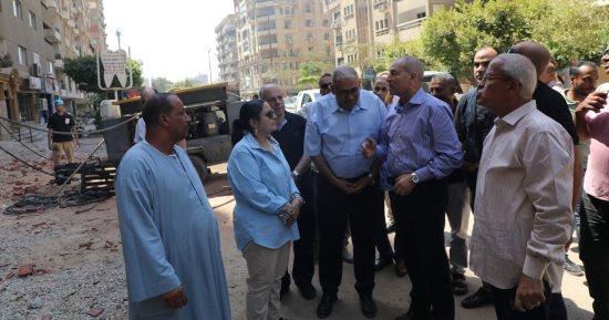 محافظ القاهرة يتفقد أعمال استكمال إزالة 4 أدوار بعقار مخالف