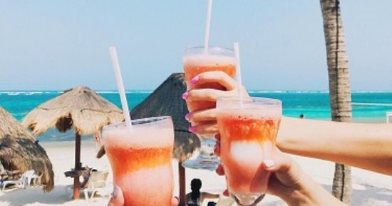 7 أفكار صور مختلفة على الشاطئ تحفظ ذكرياتك في المصيف.. دلع الإنستجرام
