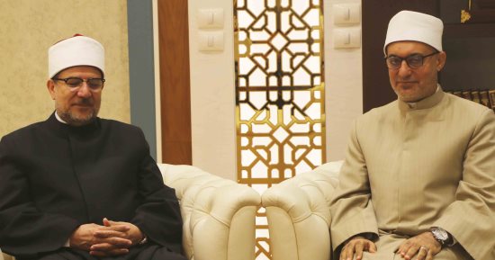 المفتى يستقبل وزير الأوقاف السابق لتهنئته بتولي مهام منصب الإفتاء
