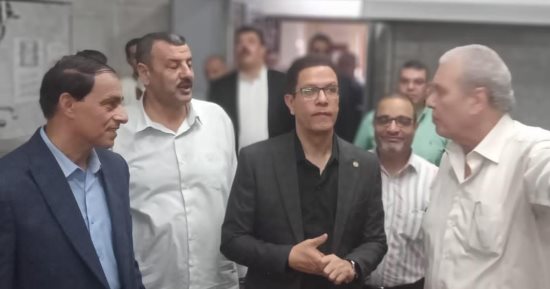 رئيس جامعة بنها يتفقد أعمال الصيانة بكلية الطب البيطرى