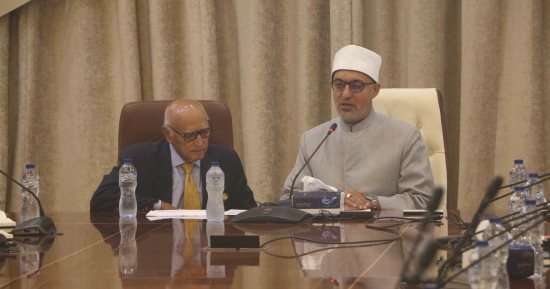 المفتى: الشريعة الإسلامية تضع ضوابط صارمة لحماية المرأة والأسرة