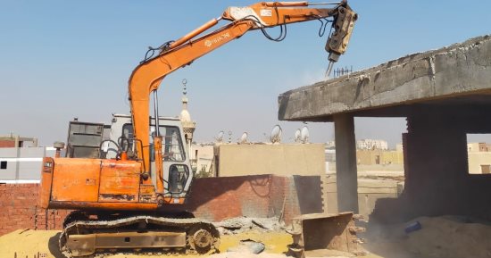 إزالة 58 حالة تعد على الأراض الزراعية وأملاك الدولة بالبحيرة