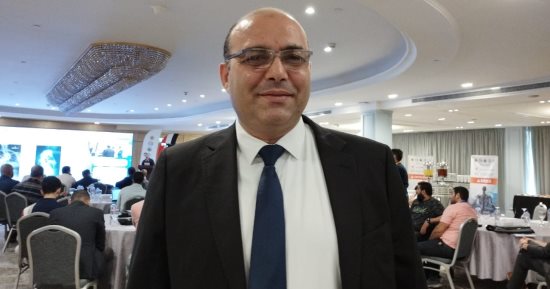 أستاذ عظام: فيتامين "د" ضرورى لصحة العظام والسمنة تسبب مشاكل بالعمود الفقرى