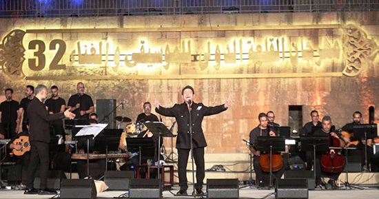 هانى شاكر يطرب جمهور محكى القلعة بحفل كامل العدد