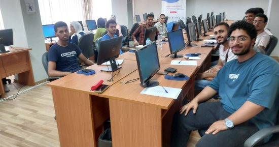 "التخطيط القومى" يطلق برنامجا تدريبيا لطلاب كلية العلوم جامعة السويس
