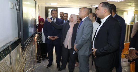 محافظ القاهرة يوجه بسرعة فحص شكاوى المواطنين والرد عليها