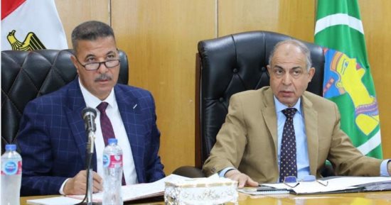 محافظ المنيا يناقش خطة العام الدراسي الجديد في اجتماع المجلس التنفيذي للمحافظة