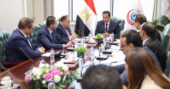 وزير الصحة يترأس اجتماع اللجنة التنسيقية لمنظومة التأمين الصحى الشامل 
